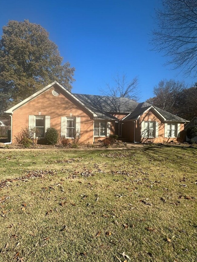 Photo - 212 Brooks Dr