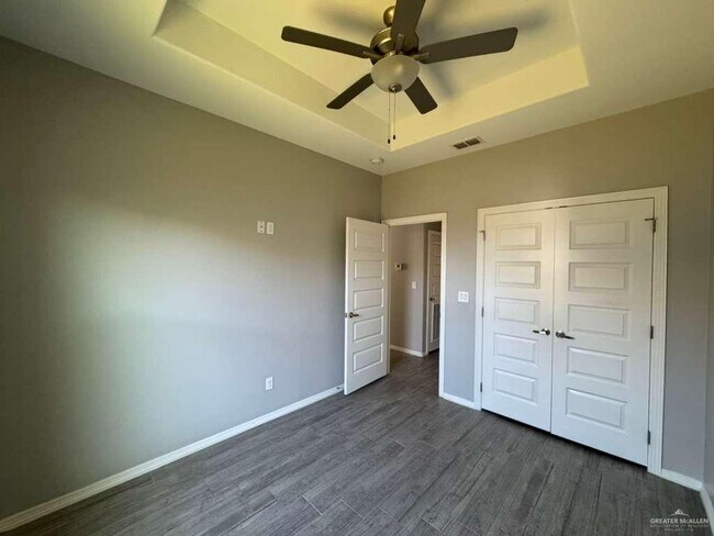Photo - 6 N Winona Dr Unit 4