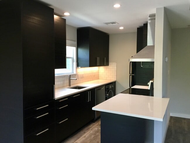 Photo - 3440 Willowrun Drive Unit C