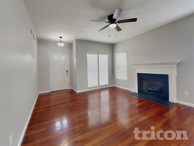 Photo - 101 Gupton Ct