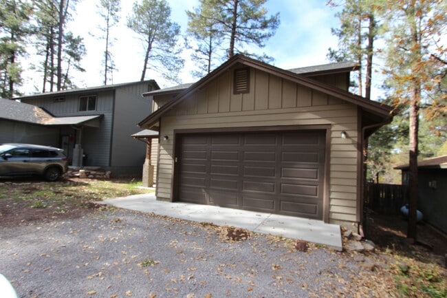 Photo - $500 OFF THE FIRST MONTHS RENT! Home in Mo...