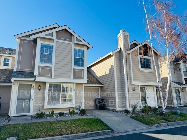 Photo - 5233 Macaw Way Townhome