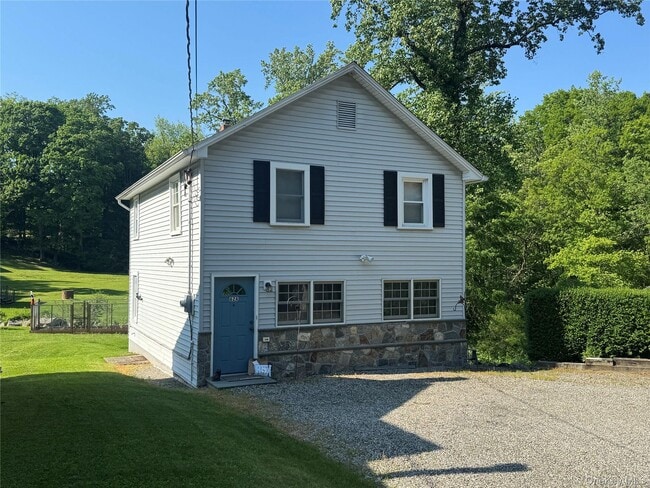 Building Photo - 62 Whippoorwill Rd E