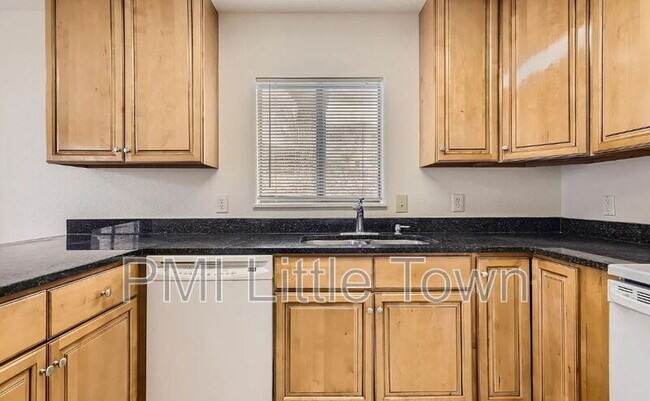 Photo - 256 W Jefferson Ave