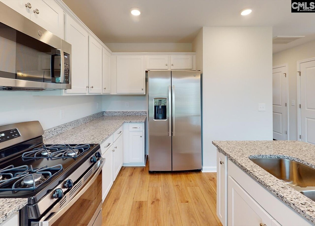 Photo - 1102 Semoran Wy