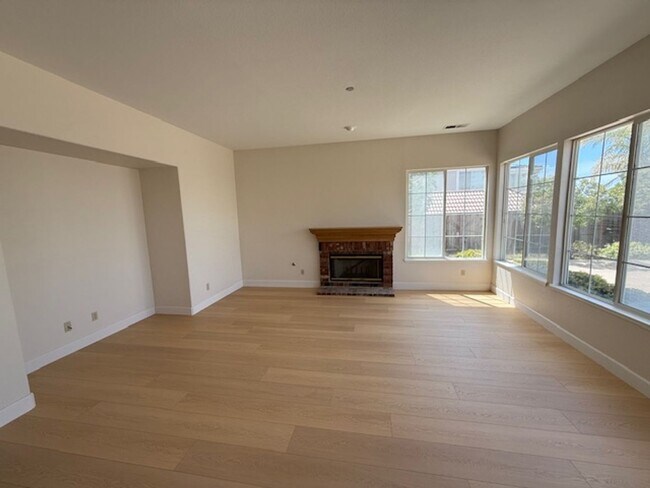 Photo - Avalon Heights Fremont 4 bed/3 bath, new paint & new wood floors, Gated Community, Top Tier Schools