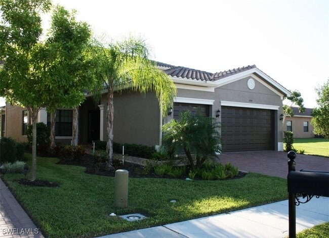 Building Photo - 3296 Pacific Dr Rental