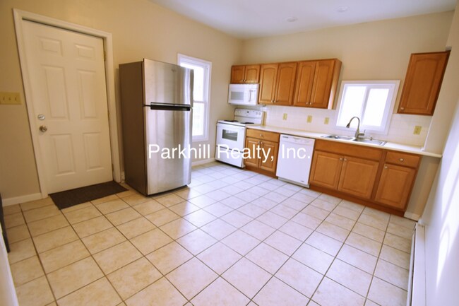 Photo - 426 S Main St