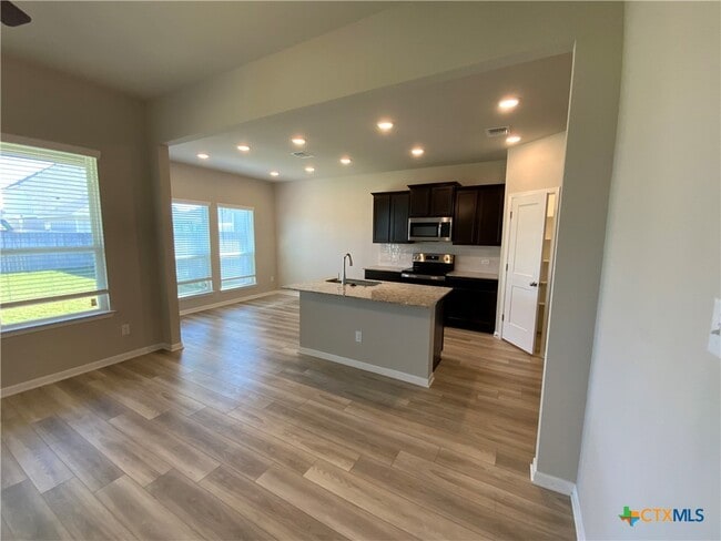 Photo - 2829 Valdez Dr