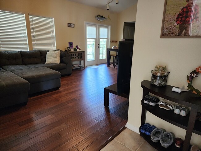 Entryway - 4833 SW 91st Ter Unit O301