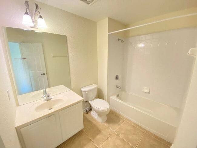 Photo - STONEBRIDGE LAKES 3 bed 2 1/2 bath