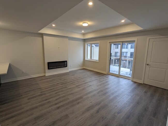 Photo - 270 Anyolite Private