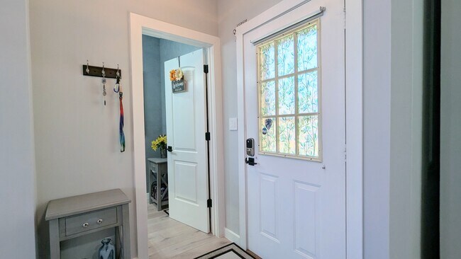 Photo - 40 N Golfview Ct
