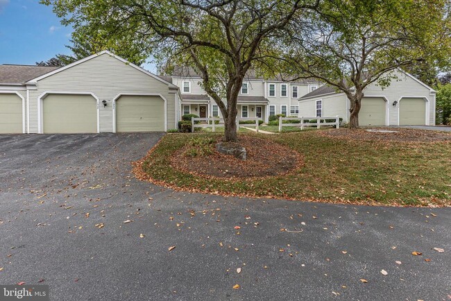 Photo - 1930 Wexford Rd