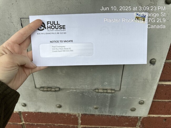 Photo - 646 Rue Main Street Unit 2