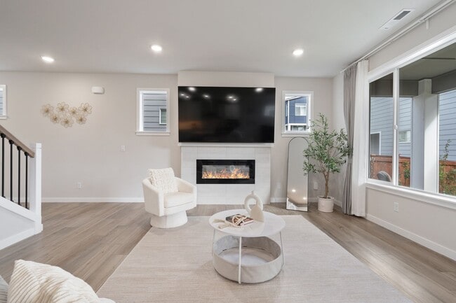 Photo - Modern 2023-Built 4-Bedroom Home in Alpine Estates