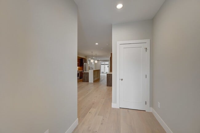 Photo - $3,750 - 4 Bed, 3.5 Bath Updated Townhome ...