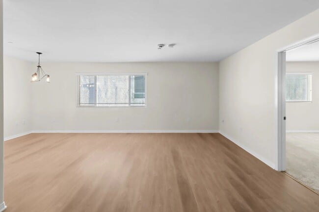 Photo - 4262 Lindblade Drive,