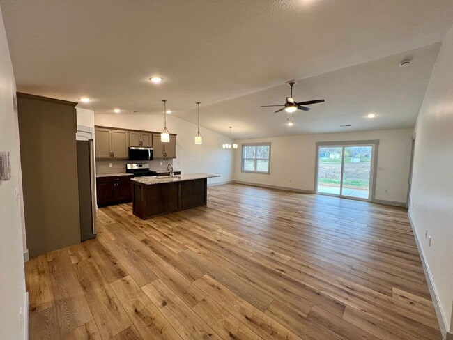 Photo - Newly built 3-bedroom duplex in Irvine Acres!