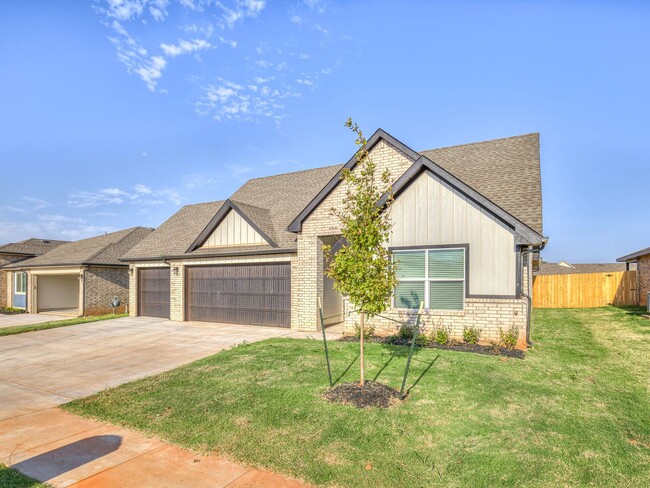 Newer Home in Falling Springs + 4 bedrooms... - Newer Home in Falling Springs + 4 bedrooms...