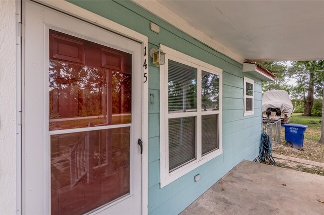 Photo - 145 Pine Hollow Ln