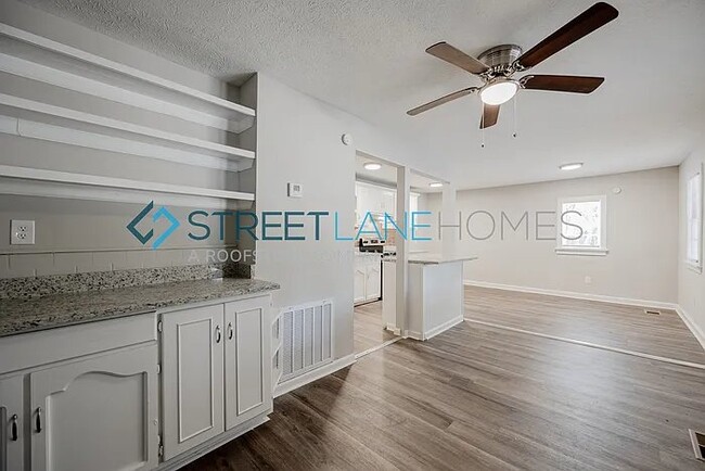 Photo - 4222 Canady St