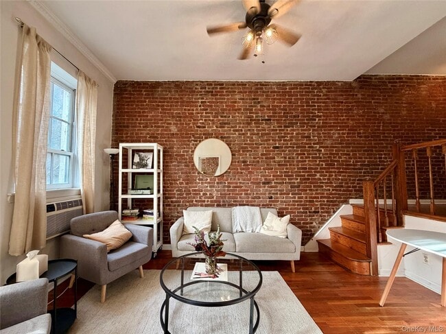 Photo - 53 W 76th St Unit 7