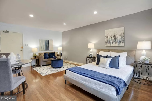 Photo - 2710 Macomb St NW