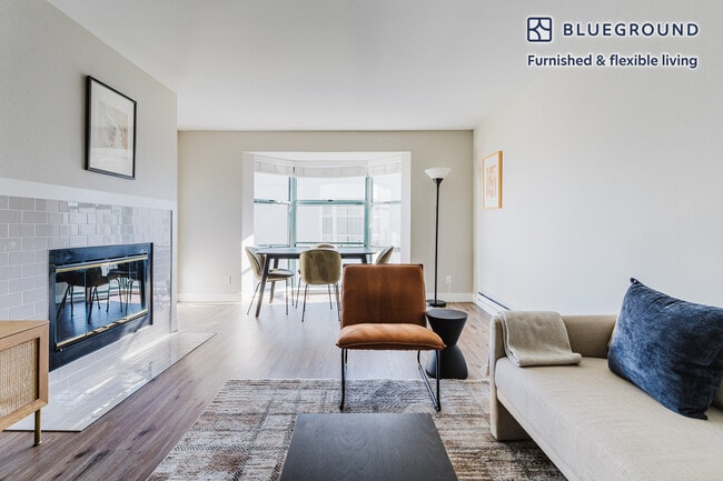 Photo - 1 Bayside Village Pl Unidad FL4-ID1808