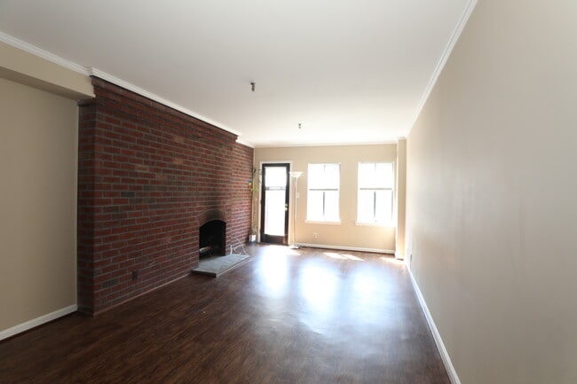 Photo - 1071 Paper Mill Ct NW