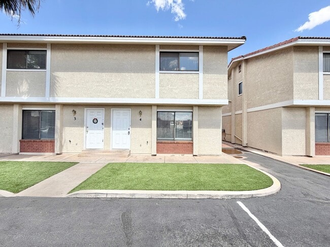 Building Photo - 525 S 1100 E