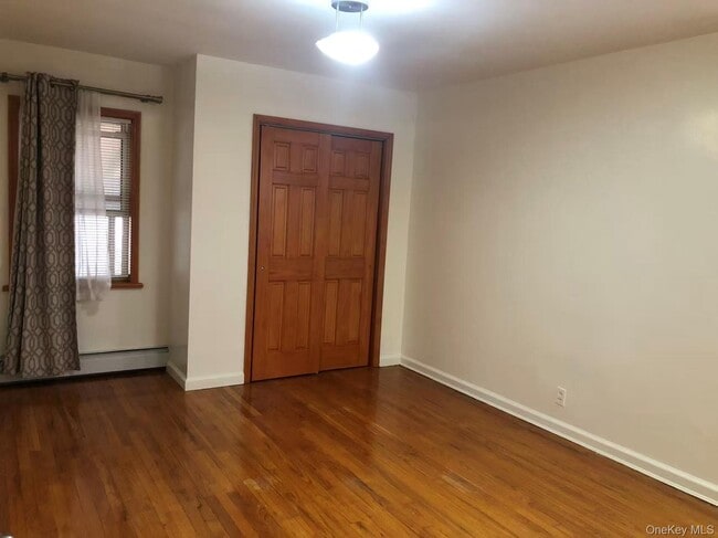 Photo - 229-02 Horace Harding Expy