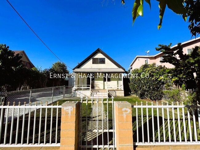 Photo - 1343 Walnut Ave