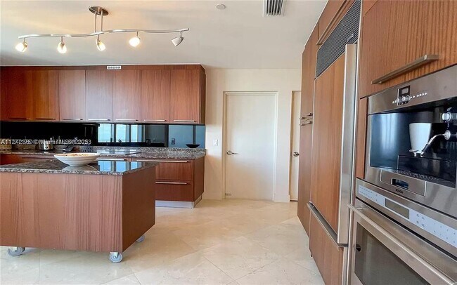 Photo - 15811 Collins Ave Condo Unit 3006