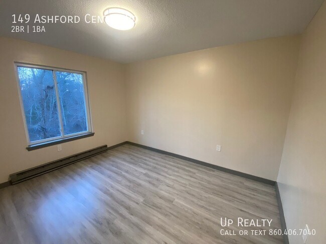 Photo - 149 Ashford Center Rd