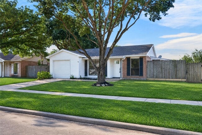 Photo - 24114 4 Sixes Ln