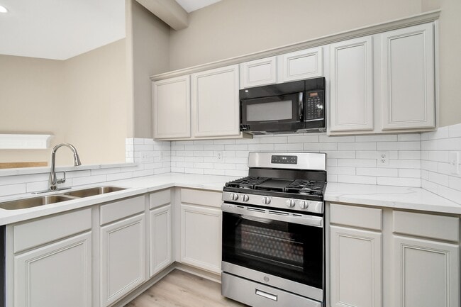 Photo - 2347 Bermuda Shores Dr