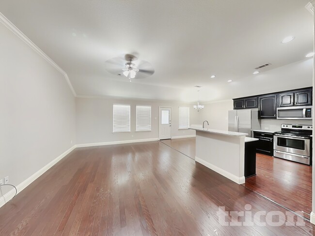 Photo - 123 Sierra Dr