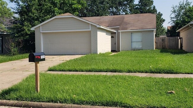 Building Photo - 19246 Cypress River Dr
