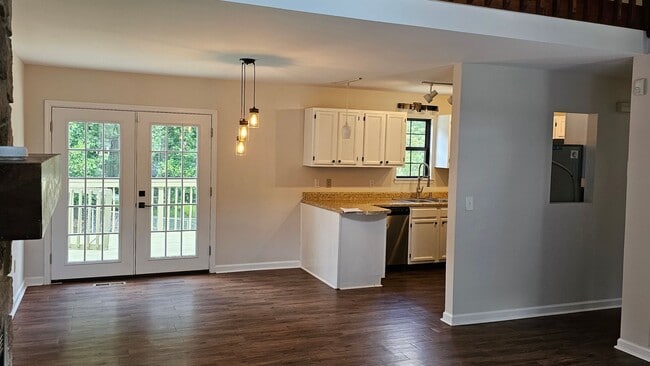 Photo - 3 Bedroom 2 Bathroom House in Gray Area