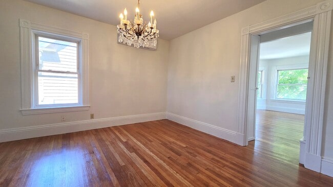 576 Trapelo Rd Unit 2