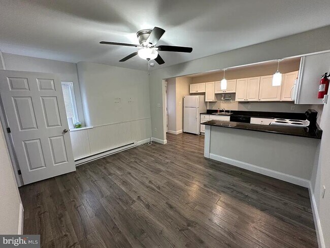 Photo - 25 W 5th Ave Unidad 1