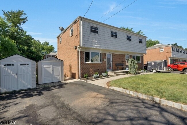 Photo - 640 Desota Dr
