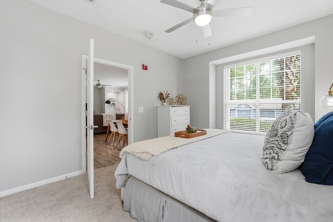 Avana Long Point