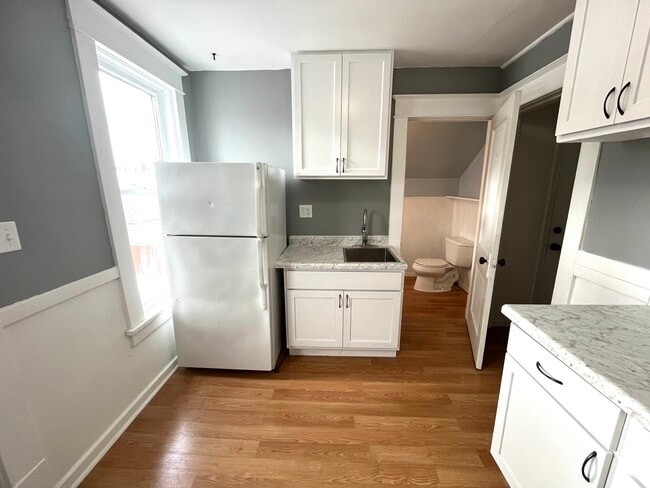 Photo - 876 Courtney St NW Unidad 876 CourtneyStreet