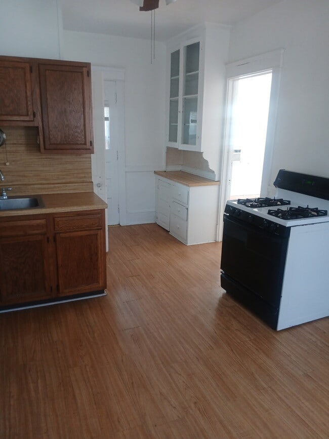 Photo - 2220 Murray Hill Rd