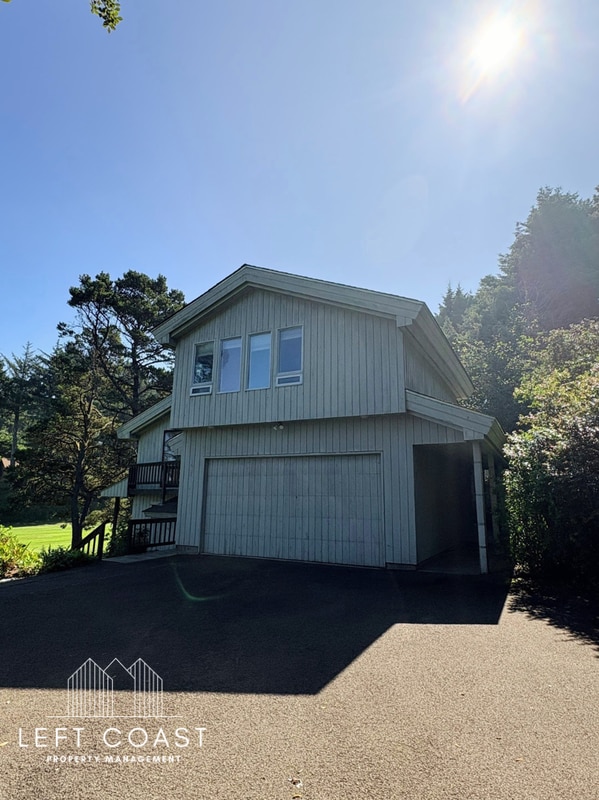 132 Salishan Dr