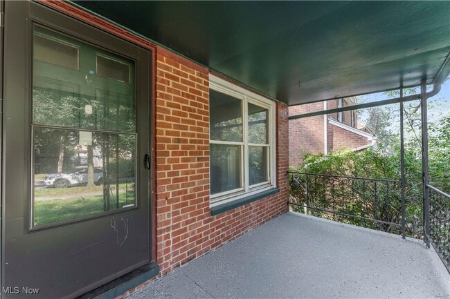 Photo - 20716 Kenyon Dr