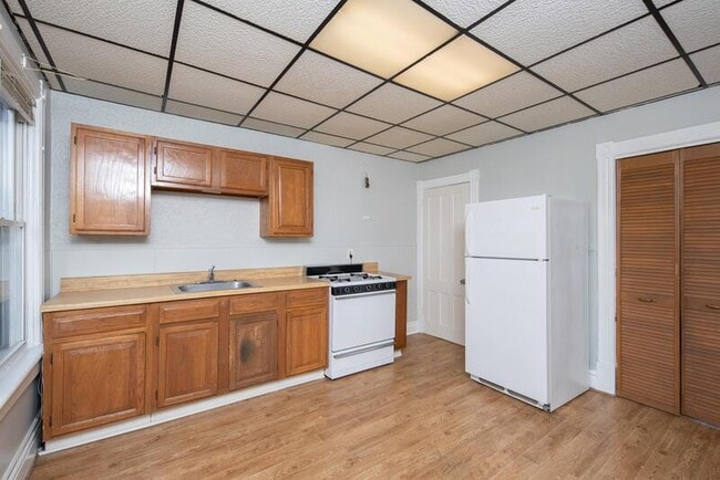 Photo - 13 112th St Unit 2F