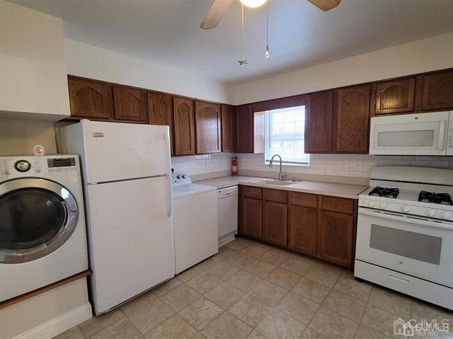 Photo - 94 Garfield Ave